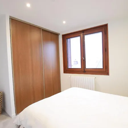 4 Pers Avec Balcon Et Vue Lac, Proche A - Fr-1-498-18